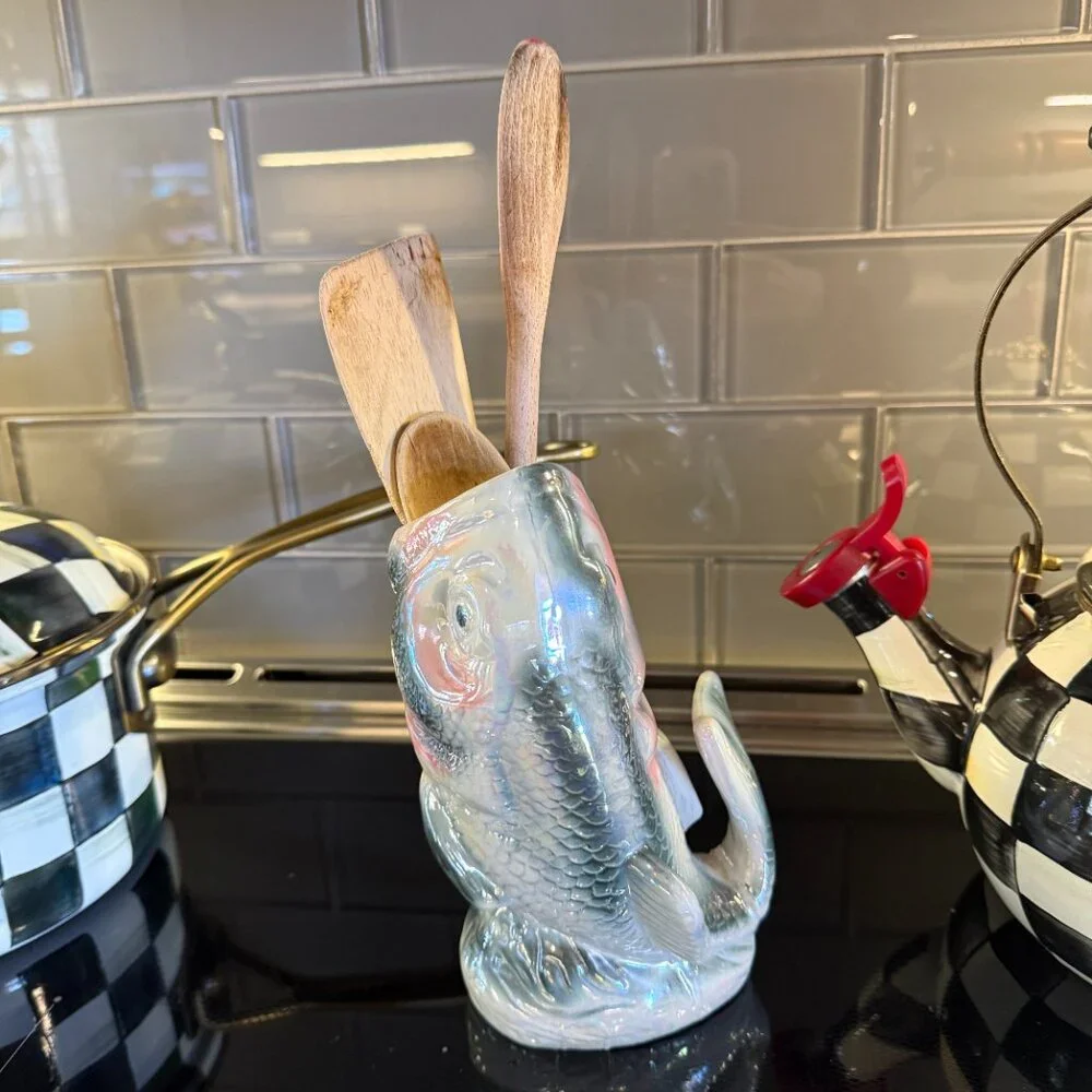 Vintage Large Mouth Bass Vase Iridescent - Picture 8 of 17